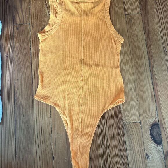 RE/DONE Ribbed Tank Bodysuit - Picture 4 of 7